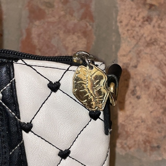 Luv Betsey by Betsey Johnson Black & White Quilt Pattern Embroidered Hearts Bag - Picture 3 of 8